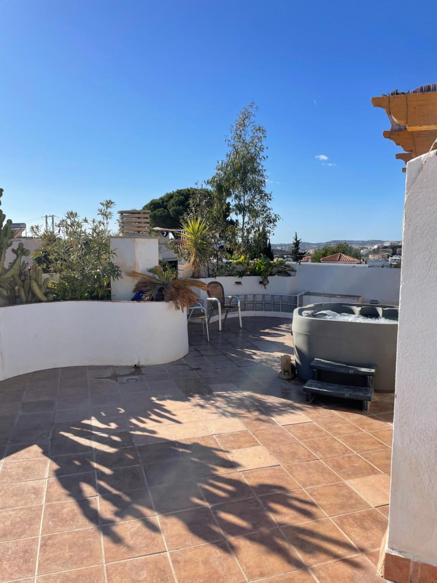 Penthouse With Private Roof Terrace And Jacuzzi Leilighet Fuengirola Eksteriør bilde